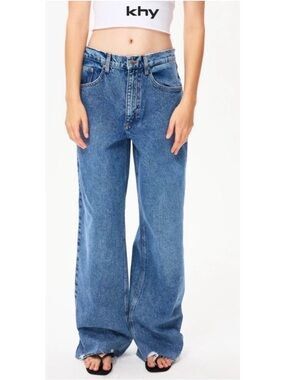 New with tag! Khy Classic Denim. Size 26